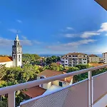 Apartament Center Caniço